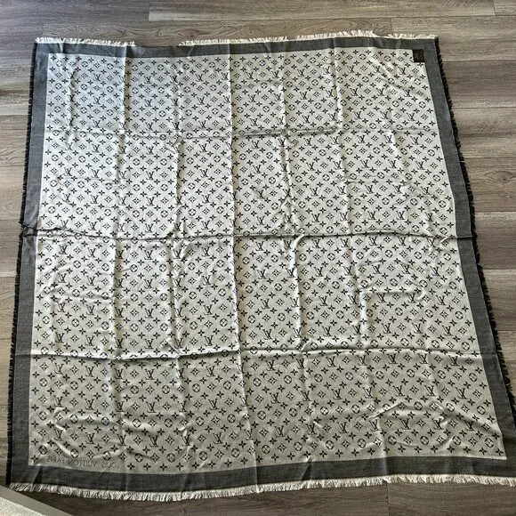 Louis Vuitton Silk Wool Monogram Denim Shawl Black - Picture 3 of 5